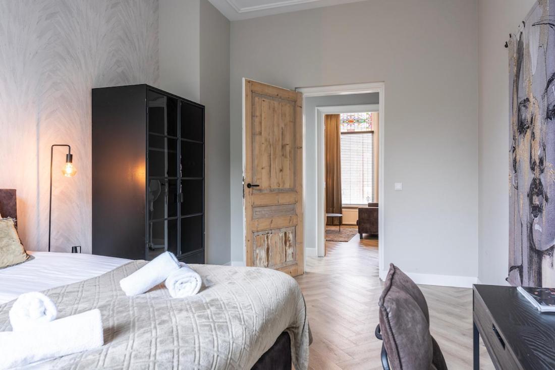 Xxl Loft With Bath Located Stadsvilla Τίλμπουργκ Εξωτερικό φωτογραφία